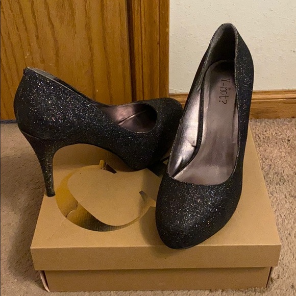 Heels - Picture 2 of 5